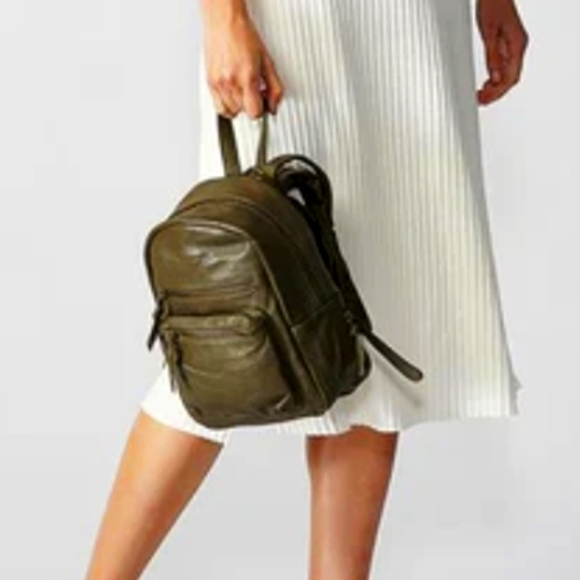 Wanderers| Green Mini Californian Leather Backpack - Picture 2 of 13